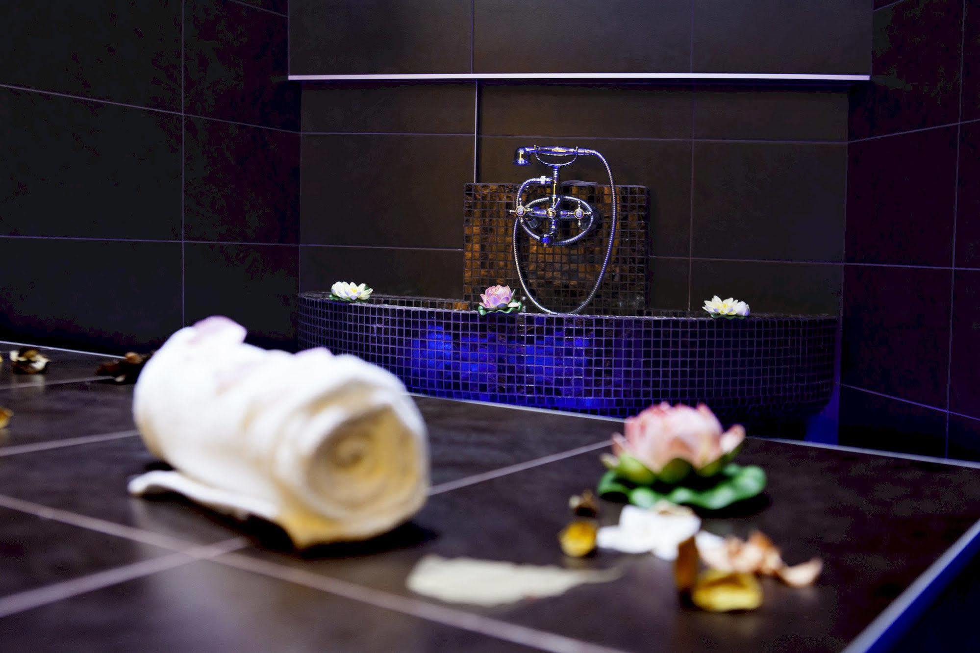סקופיה Garden Spa Boutique Hotel מראה חיצוני תמונה